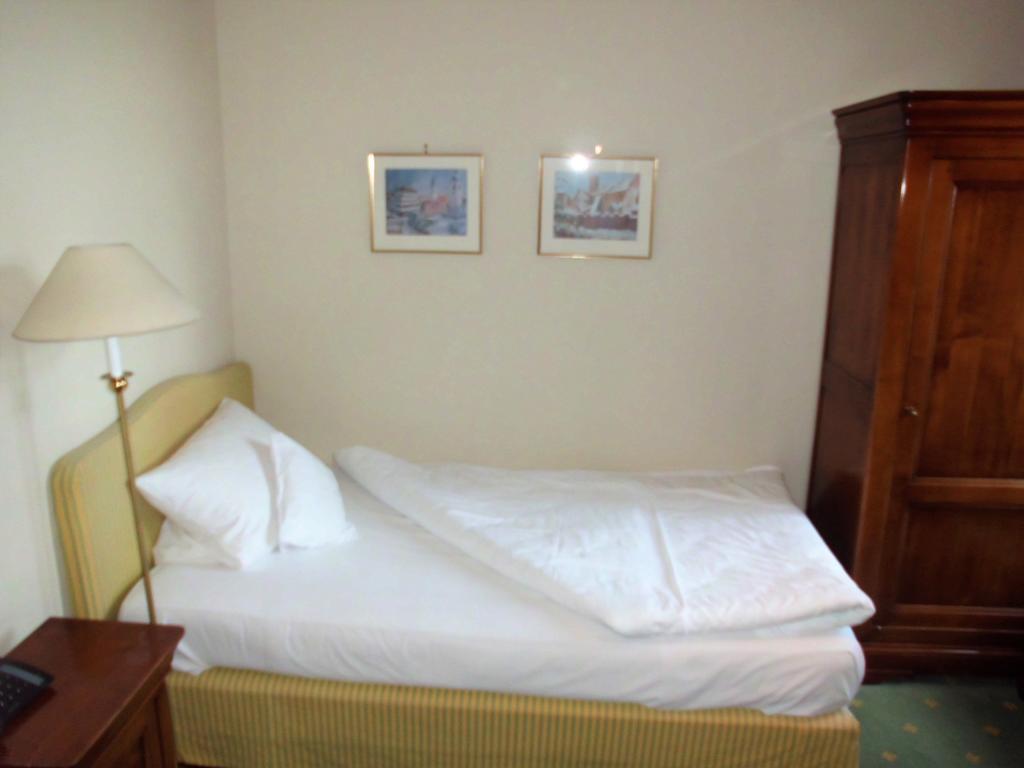Hotel Freihof Wiesloch Ngoại thất bức ảnh