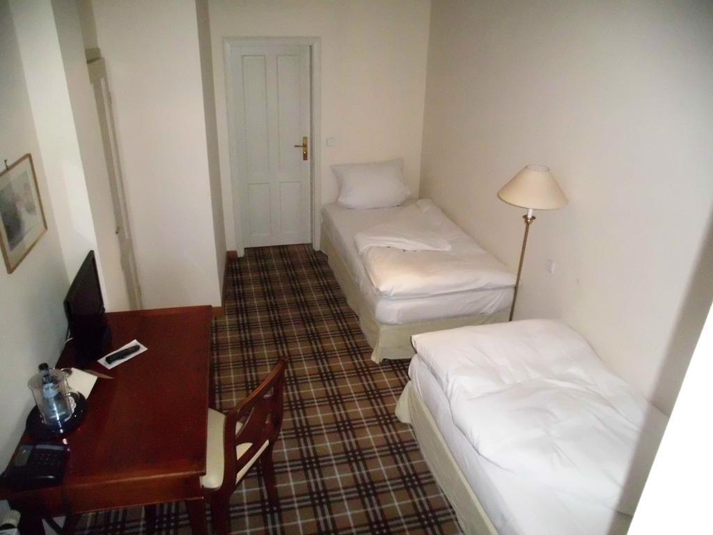 Hotel Freihof Wiesloch Ngoại thất bức ảnh