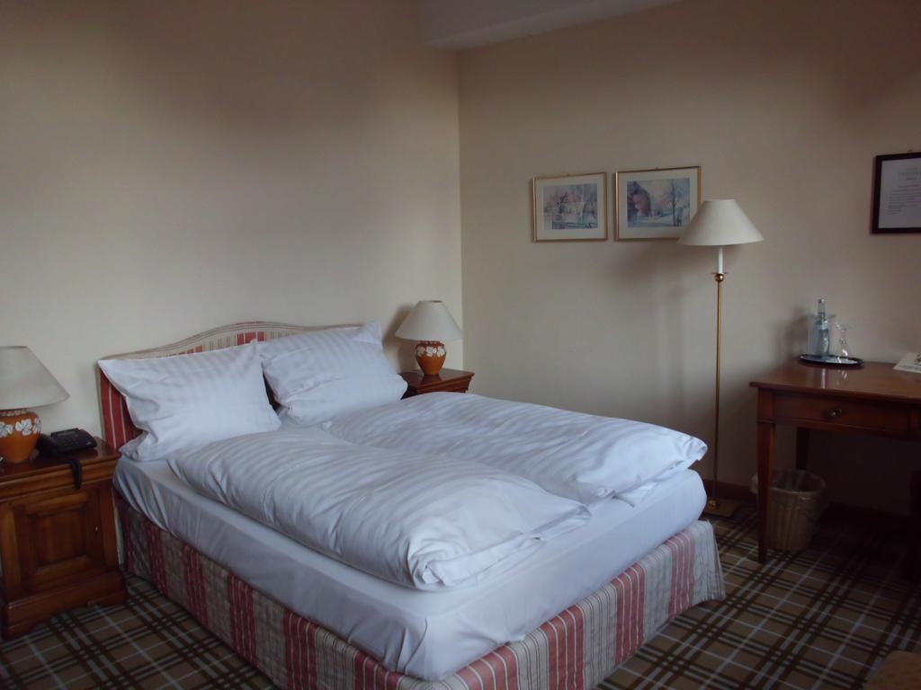 Hotel Freihof Wiesloch Ngoại thất bức ảnh