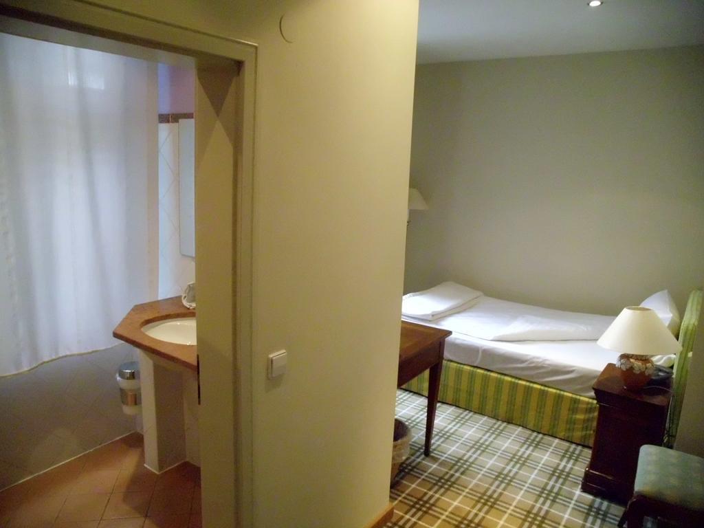 Hotel Freihof Wiesloch Ngoại thất bức ảnh